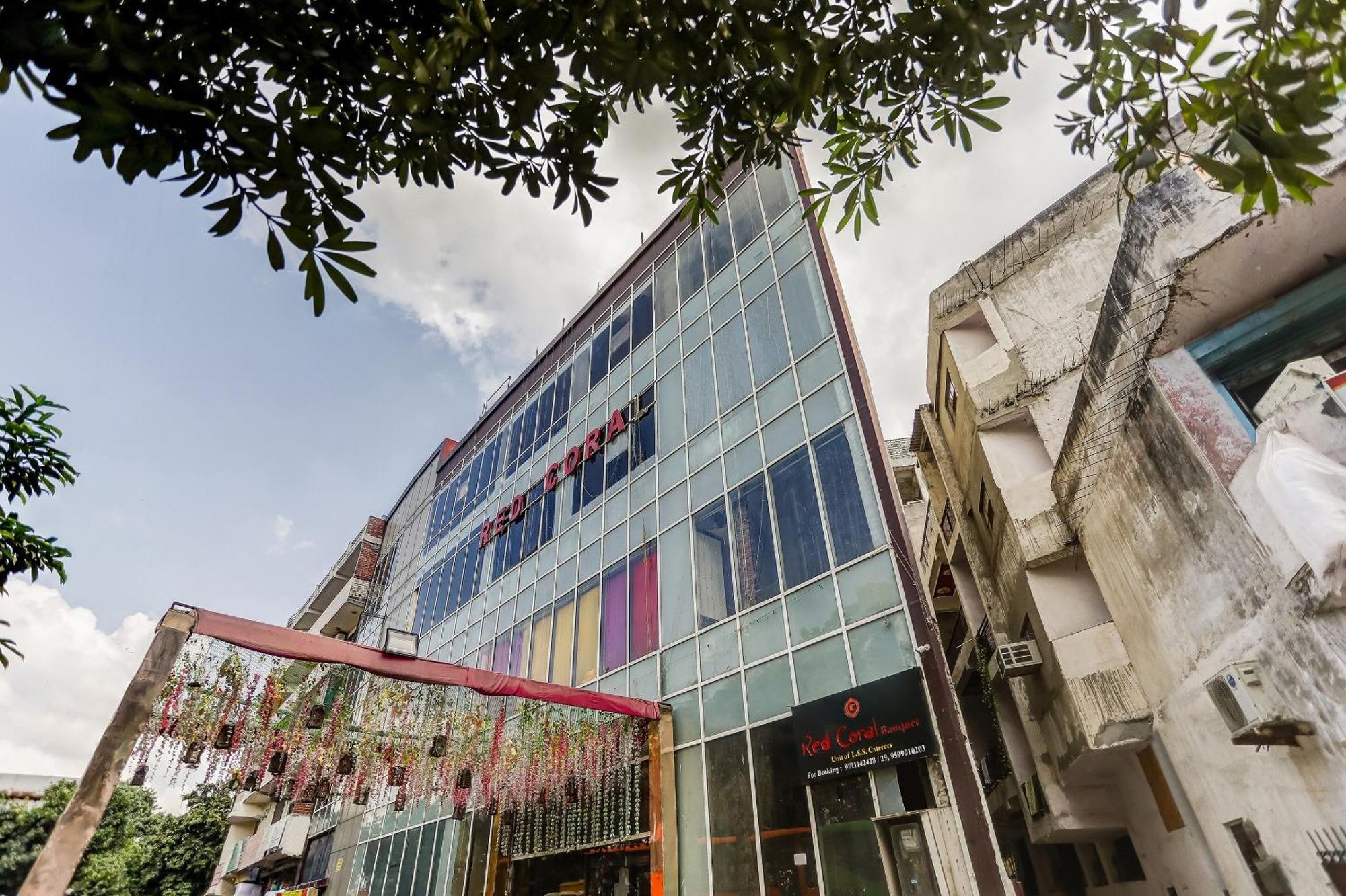 Townhouse Patparganj Near Max Super Speciality Hospital
